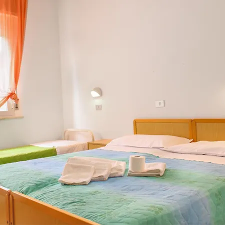 Gialpina Hotel *